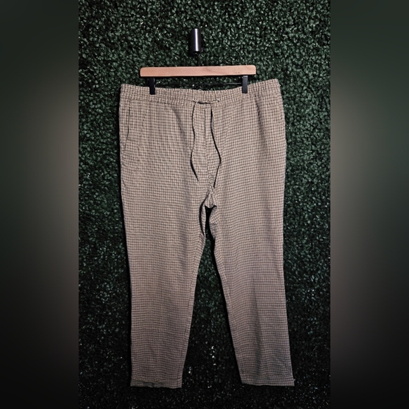 H&M Men's Chinos - Brown Checkered - Picture 1 of 5